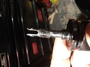 Radiator Petcock S-Series-97-sc2-drain-plug-current-closeup.jpg