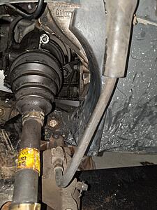 2007 Ion 2 Stuck CV Axle-pxl_20221112_201738558.jpg